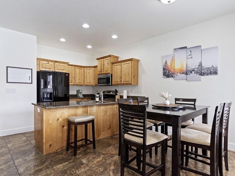 Furnished Finder property 514903_1 photo 3