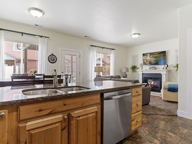 Furnished Finder property 514903_1 photo 6