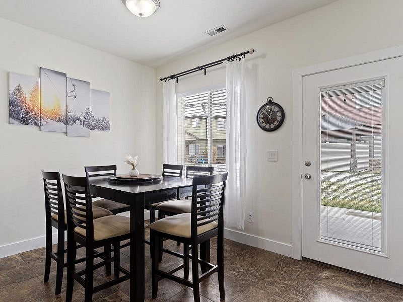 Furnished Finder property 514903_1 photo 4