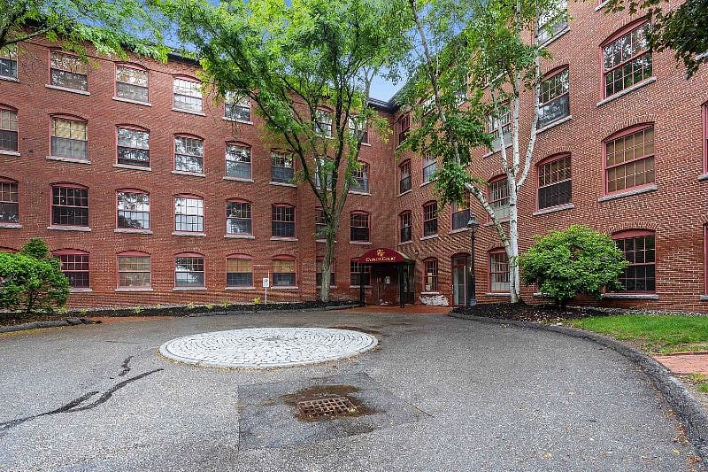Building exterior main entrance