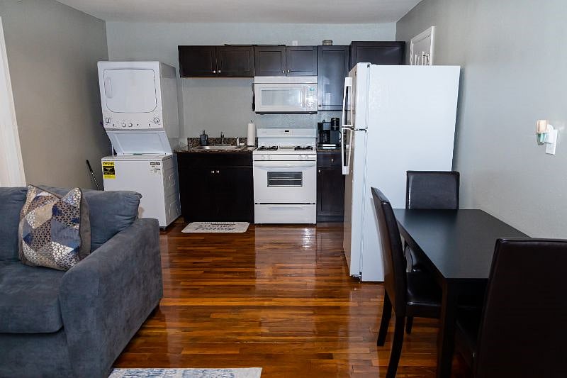 Furnished Finder property 515015_1 photo 6