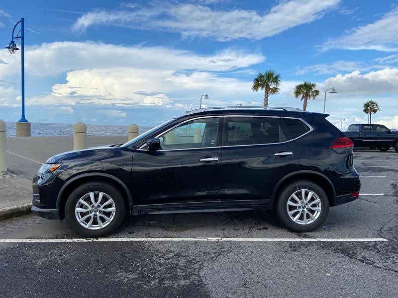 If you need to rent a car we can provide you with this vehicle, feel free to ask about pricing