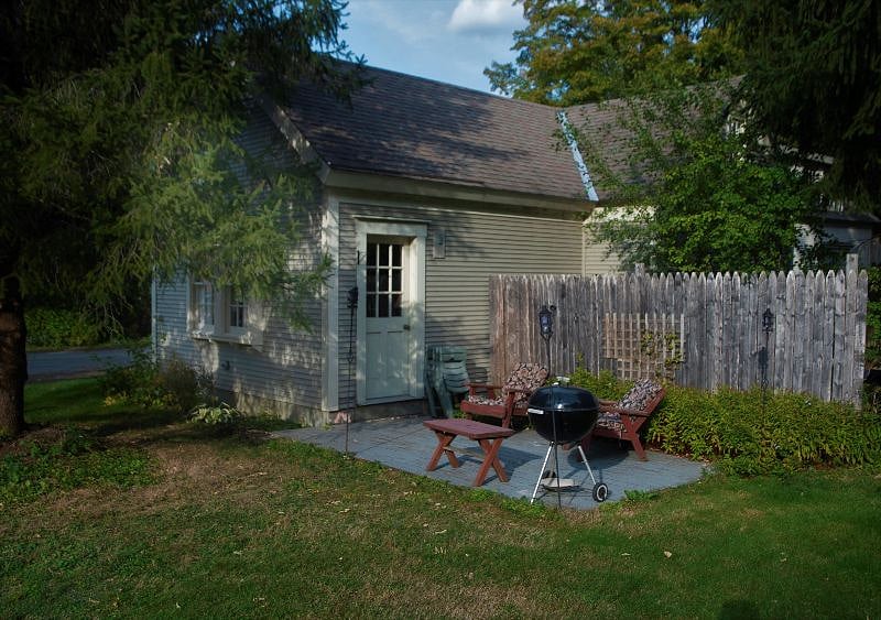 Furnished Finder property 515149_1 photo 1