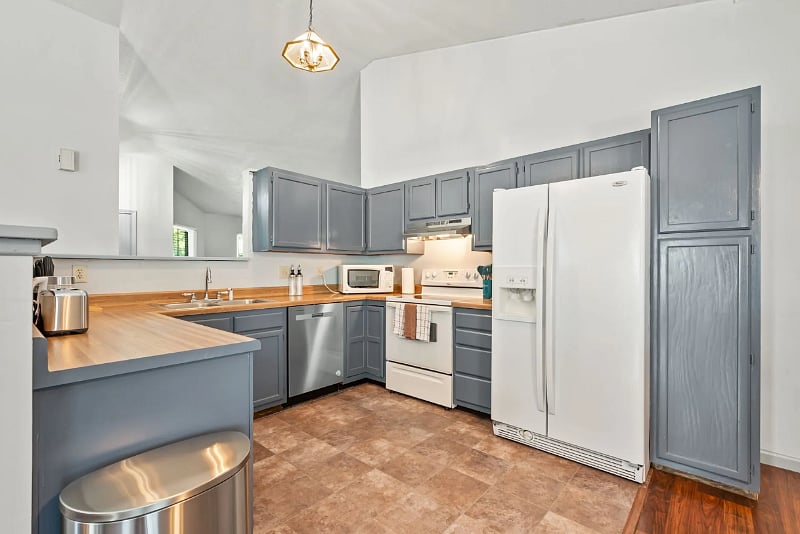 Furnished Finder property 515220_1 photo 22