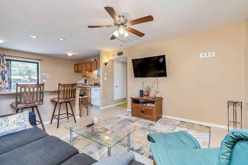 Furnished Finder property 515295_1 photo 18