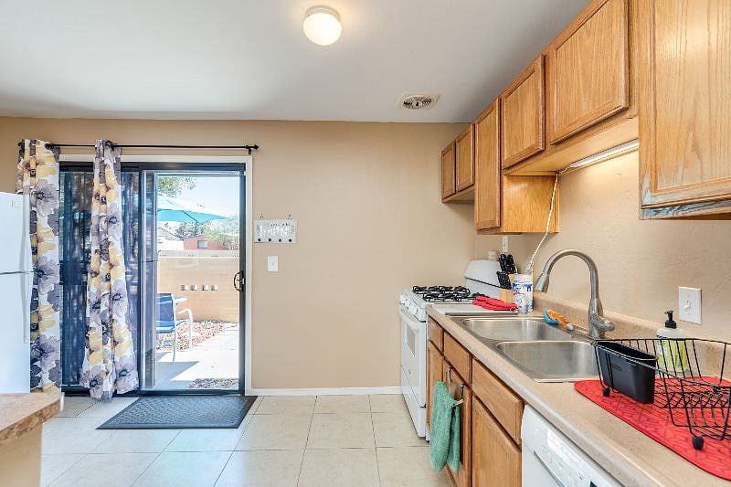 Furnished Finder property 515295_1 photo 21