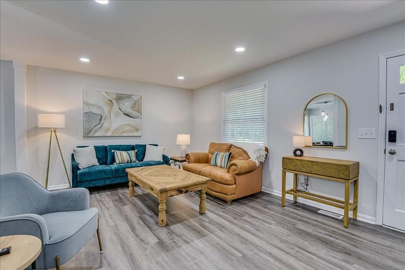 Furnished Finder property 515389_1 photo 3