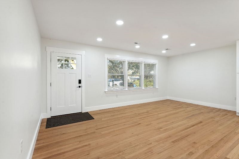 Furnished Finder property 515391_1 photo 12