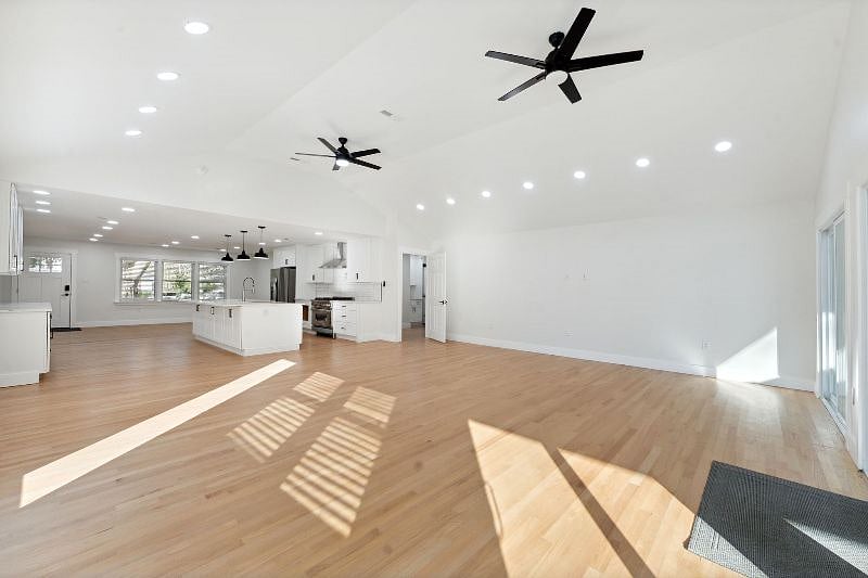 Furnished Finder property 515391_1 photo 30