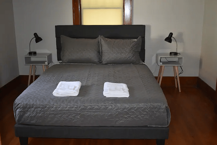 Front Bedroom - Queen Size bed, desk and walk in closet