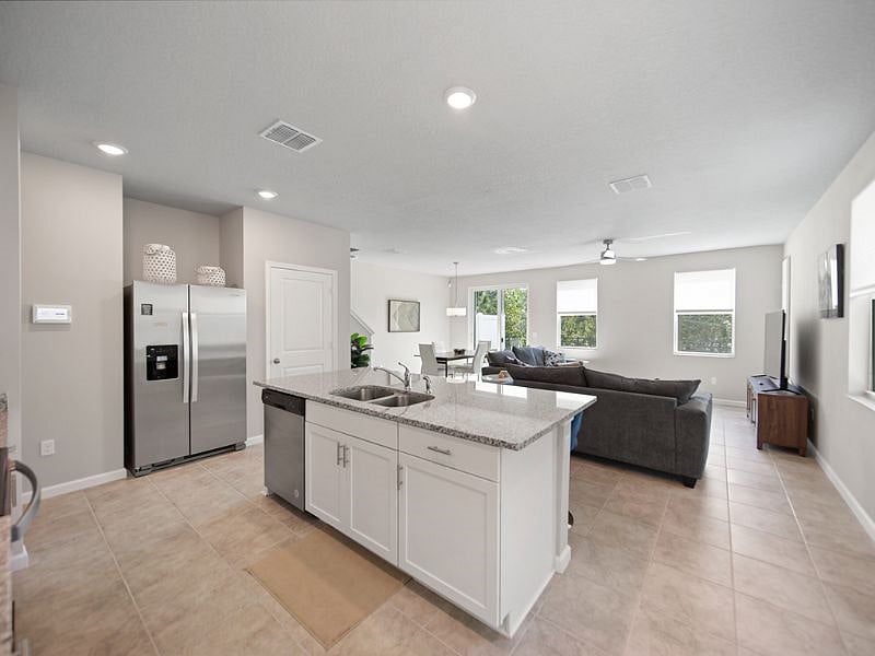 Furnished Finder property 515550_1 photo 18