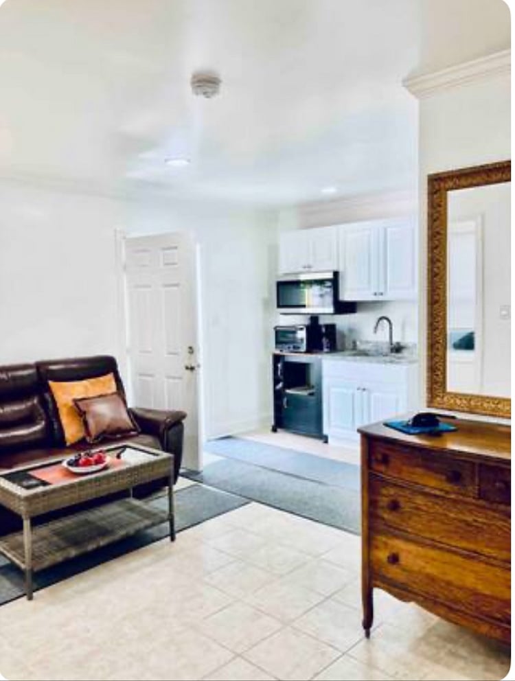 Furnished Finder property 515630_1 photo 40