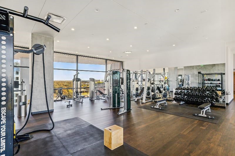 Full gym in the building