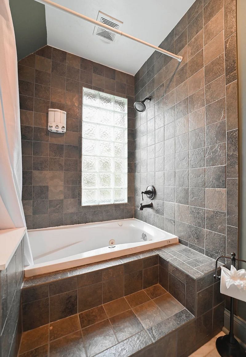 Furnished Finder property 515766_1 photo 39