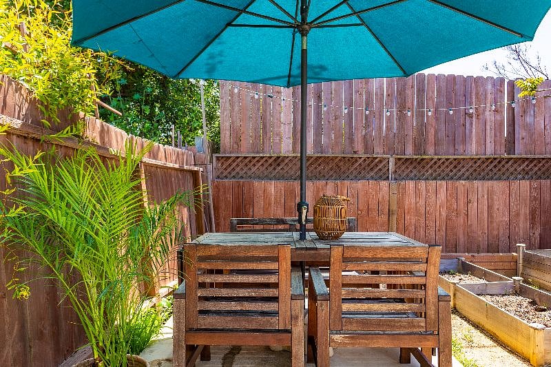 Furnished Finder property 515803_1 photo 18