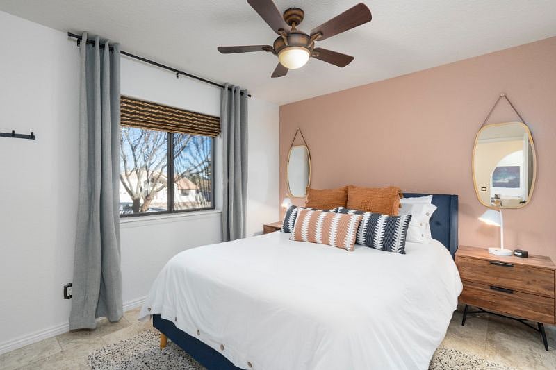 Guest Bedroom #1