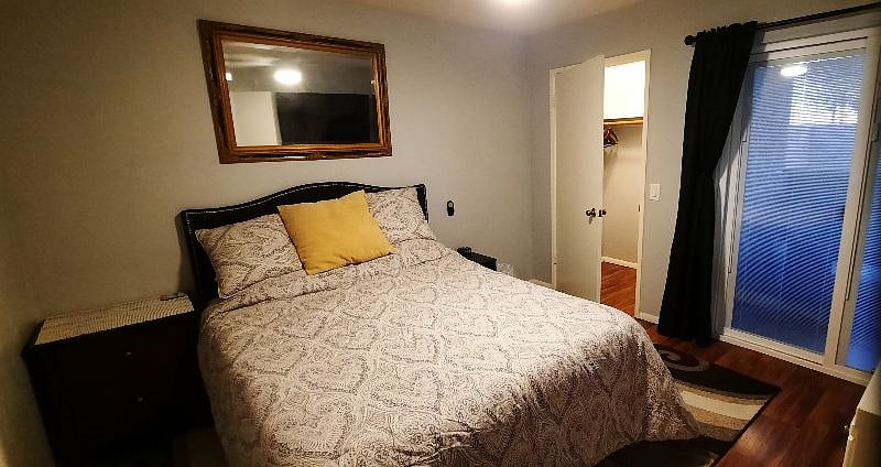 Queen Bedroom With Patio Access