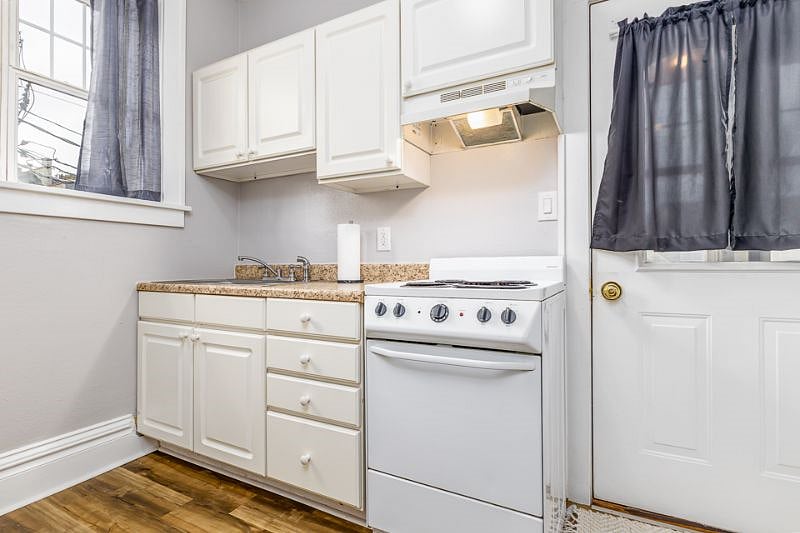 Furnished Finder property 515937_1 photo 20