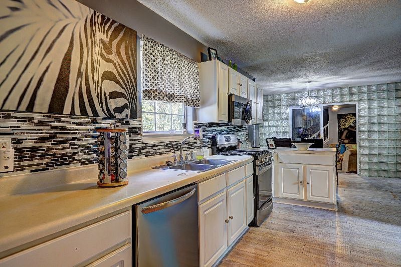 Furnished Finder property 515949_1 photo 20