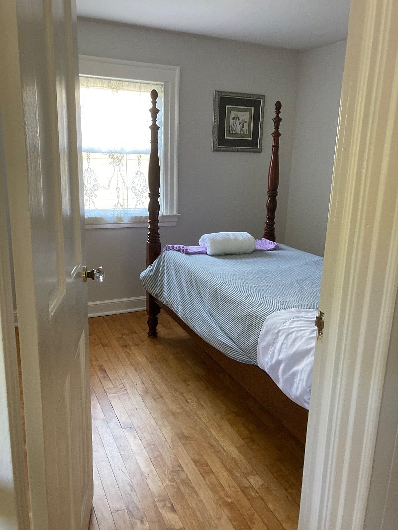 Twin Bedroom 2nd floor