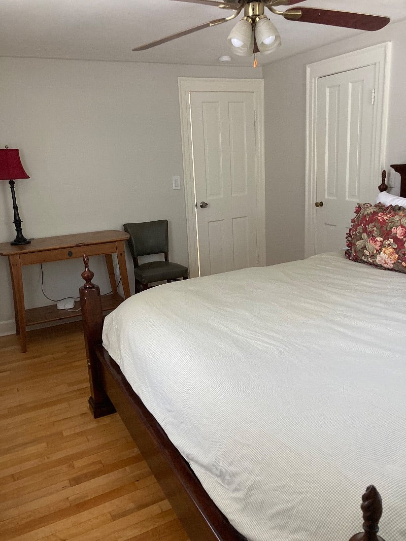 King Bedroom 2nd floor