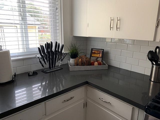 Furnished Finder property 516060_1 photo 16