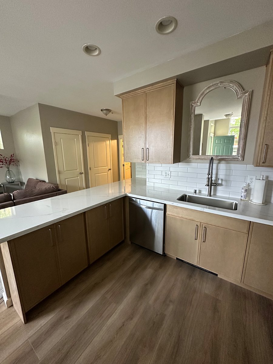 Furnished Finder property 516067_1 photo 18