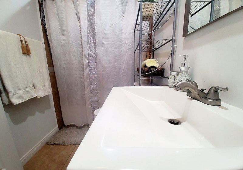 Furnished Finder property 516094_1 photo 17