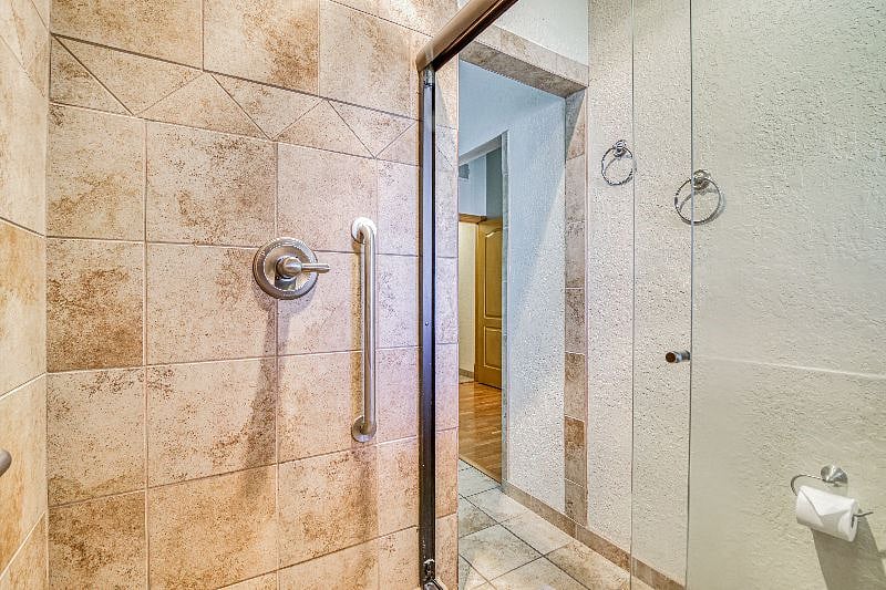 Furnished Finder property 516121_1 photo 36