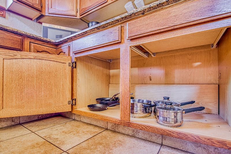 Furnished Finder property 516121_1 photo 44