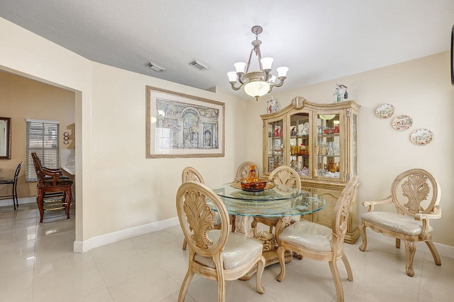 Furnished Finder property 516169_1 photo 37