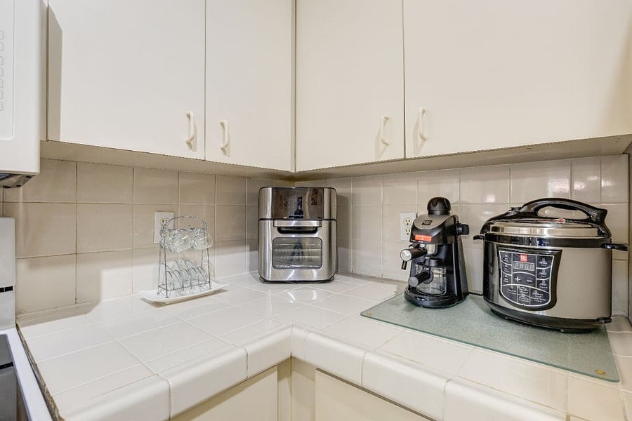 Furnished Finder property 516169_1 photo 28