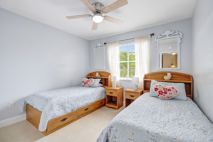 Furnished Finder property 516169_1 photo 24