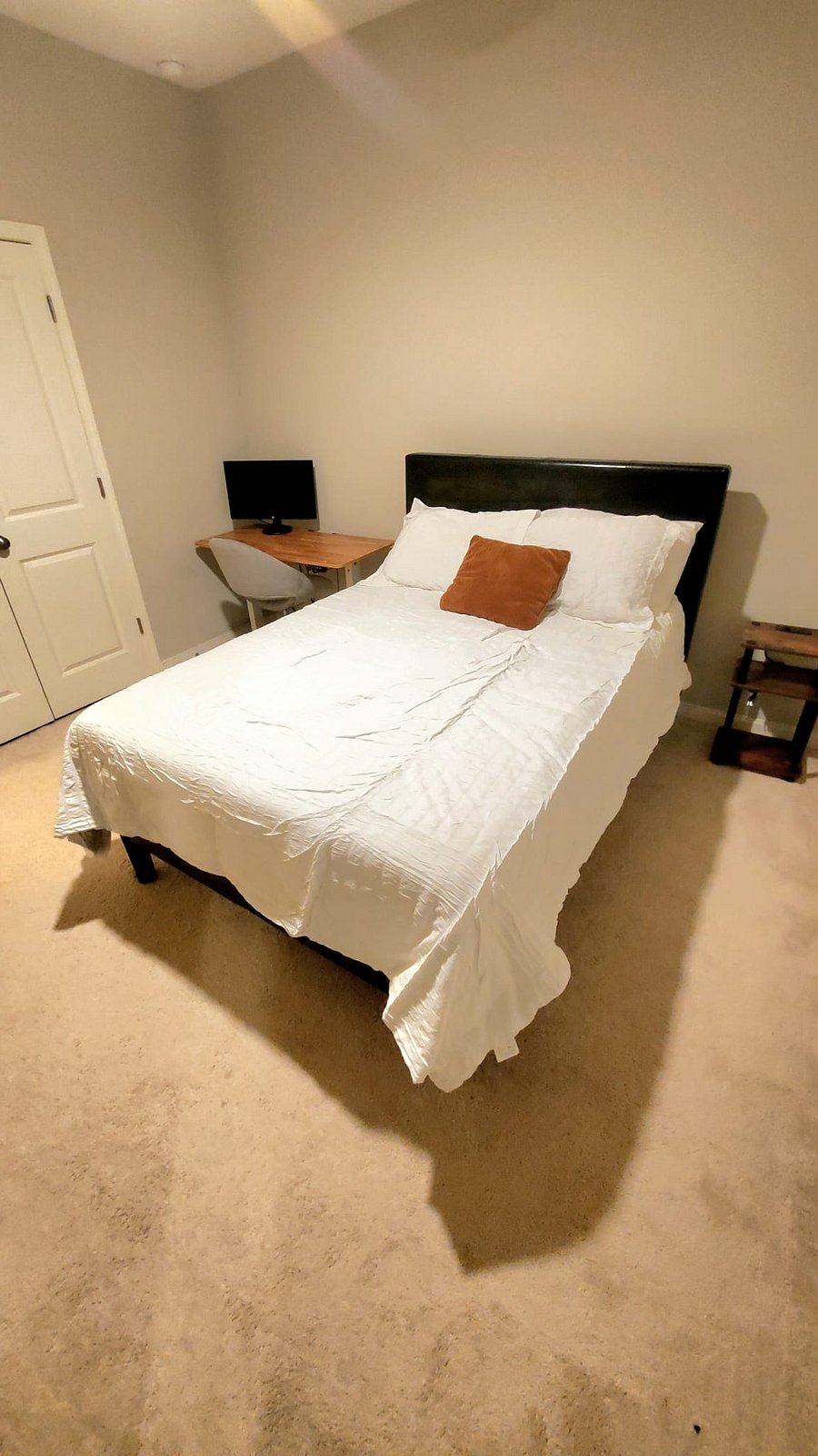 Furnished Finder property 516214_1 photo 3