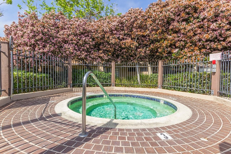 Furnished Finder property 516240_1 photo 7