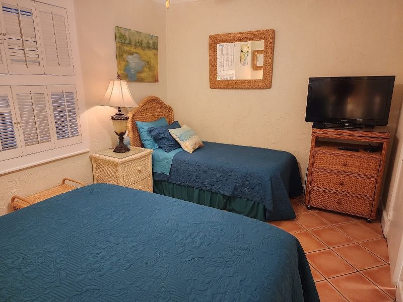 Third Bedroom Twin