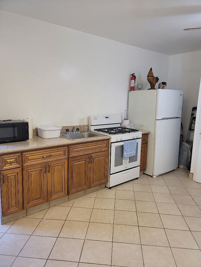 Furnished Finder property 516348_1 photo 14