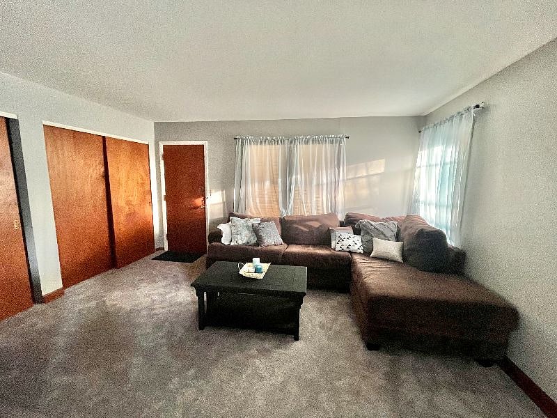 Furnished Finder property 516357_2 photo 5