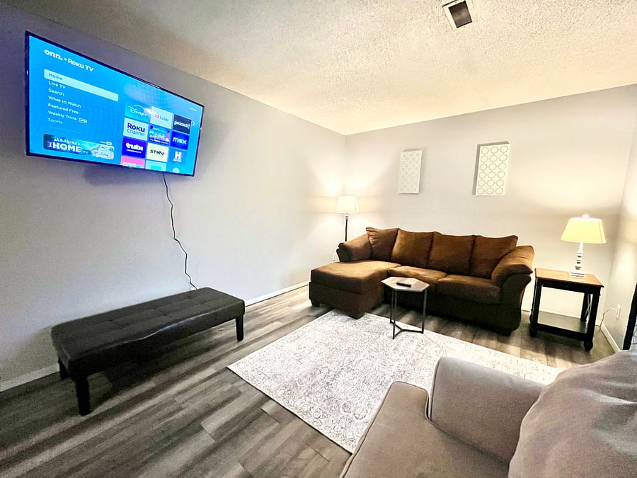 Furnished Finder property 516357_3 photo 8