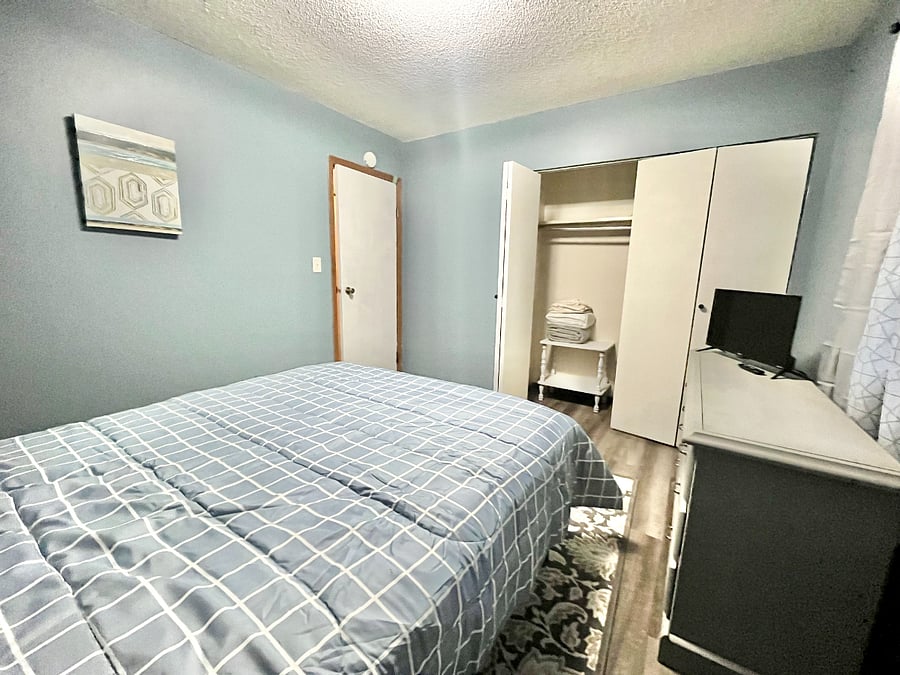Furnished Finder property 516357_3 photo 9