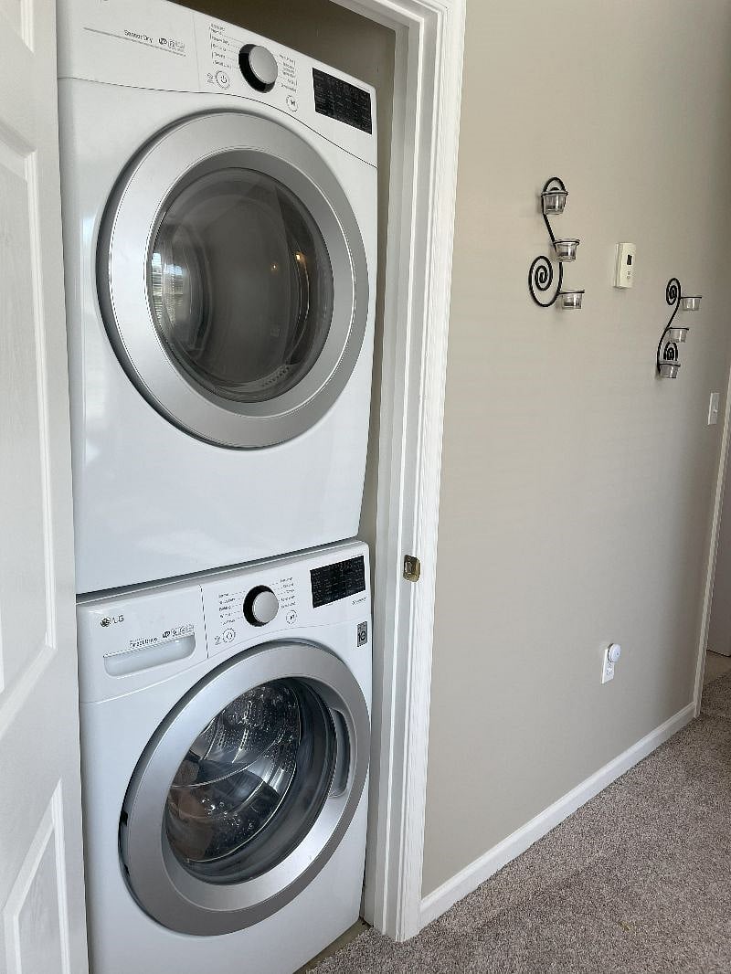 Full size stackable washer and dryer