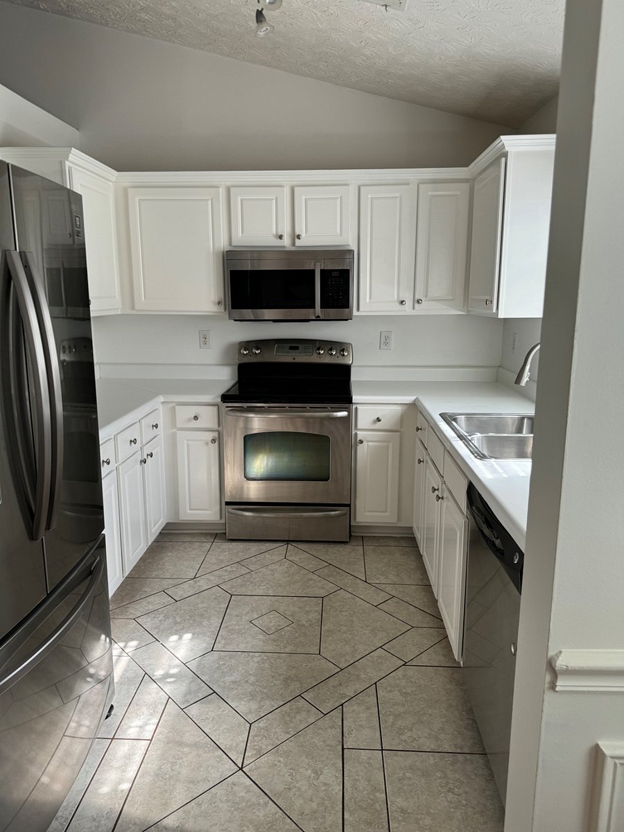Furnished Finder property 516500_1 photo 8
