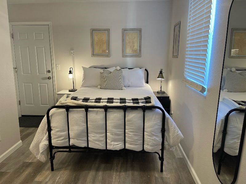 Furnished Finder property 516502_1 photo 14
