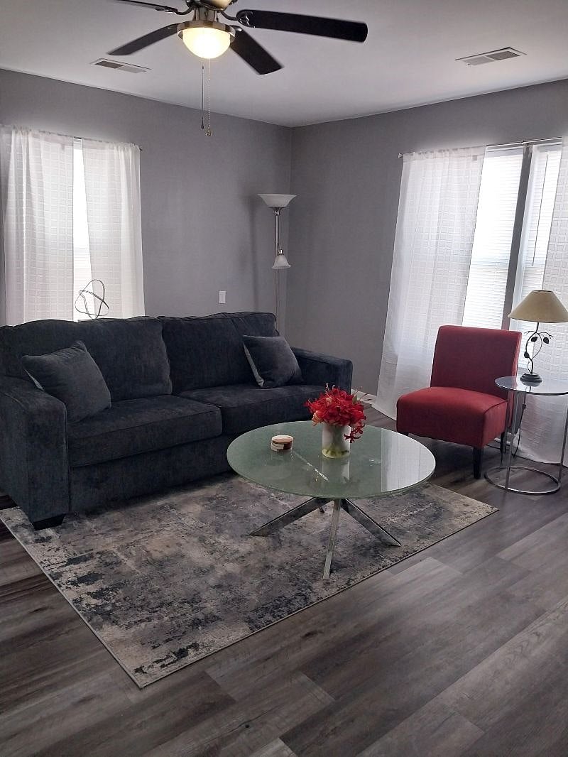 Furnished Finder property 516521_1 photo 3