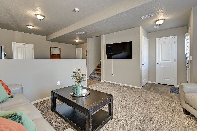 Furnished Finder property 516523_1 photo 12
