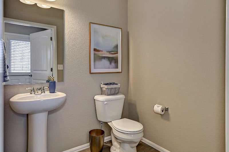 Furnished Finder property 516523_1 photo 15