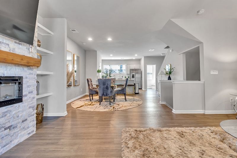 Furnished Finder property 516525_1 photo 4