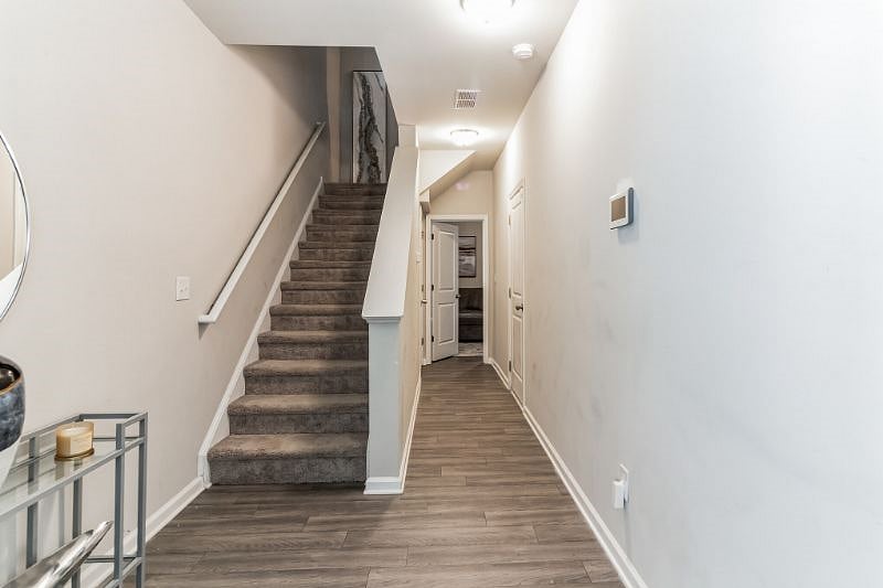 Furnished Finder property 516525_1 photo 27