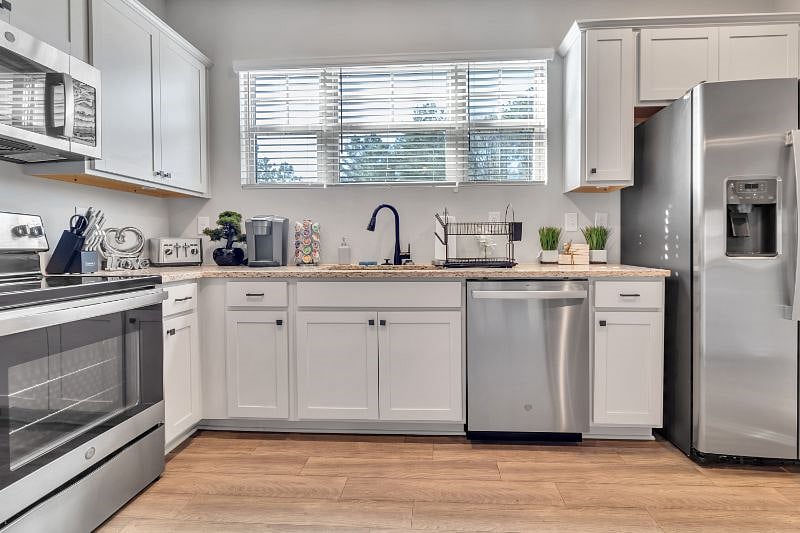 Furnished Finder property 516525_1 photo 11