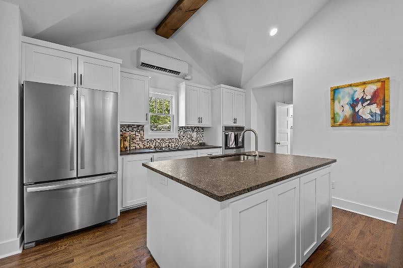 Furnished Finder property 516533_1 photo 6